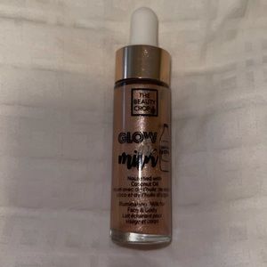The Beauty Crop Glow Milk Highlighter